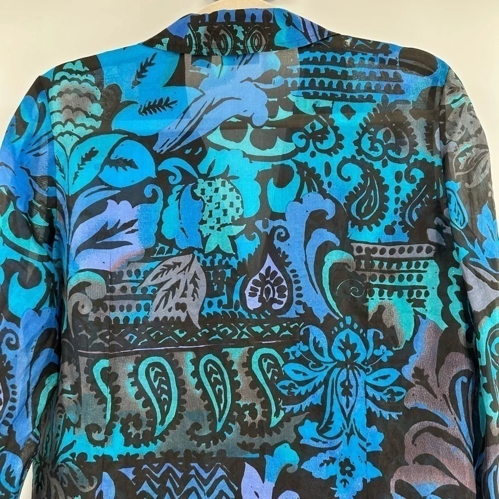 Chico’s 100% Silk Bright Blues & Black Print V Neck Button Up Sheer Size 0/Small